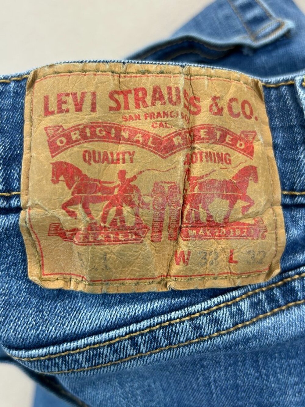 Levi's 511 Jeans Mens Size 32x32 Blue Denim Medium Wash Slim Fit Stretch